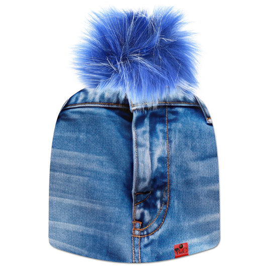 Bonnet Bluetrend pour hommes et femmes avec un motif imitation jean et son pompon Denim en fourrure synthétique pour une touche de sobriété.