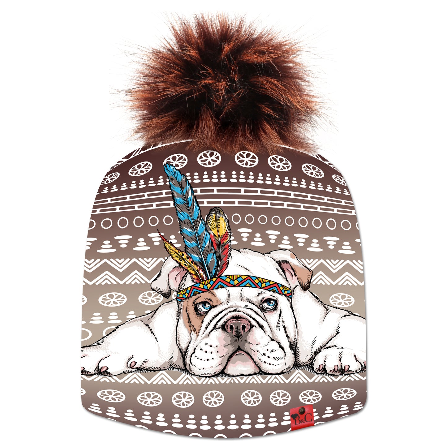 Bonnet Musk pour enfants, son imprimé représentant un bulldog sur un motif aztèque apportera à votre tenue une touche de créativité. Il est sublimé par son pompon Castor en synthétique et de son étiquette en cuir rouge signée Beanie and Clyde.