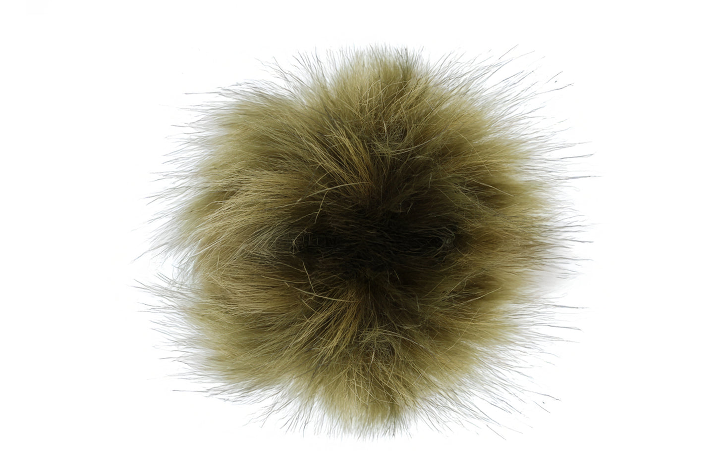 Un pompon aux teintes profondes et riches de vert militaire, avec une nuance légèrement terreuse. Inspiré par les couleurs des uniformes militaires, ce pompon apporte une touche de robustesse et de caractère, idéal pour un style audacieux et affirmé.