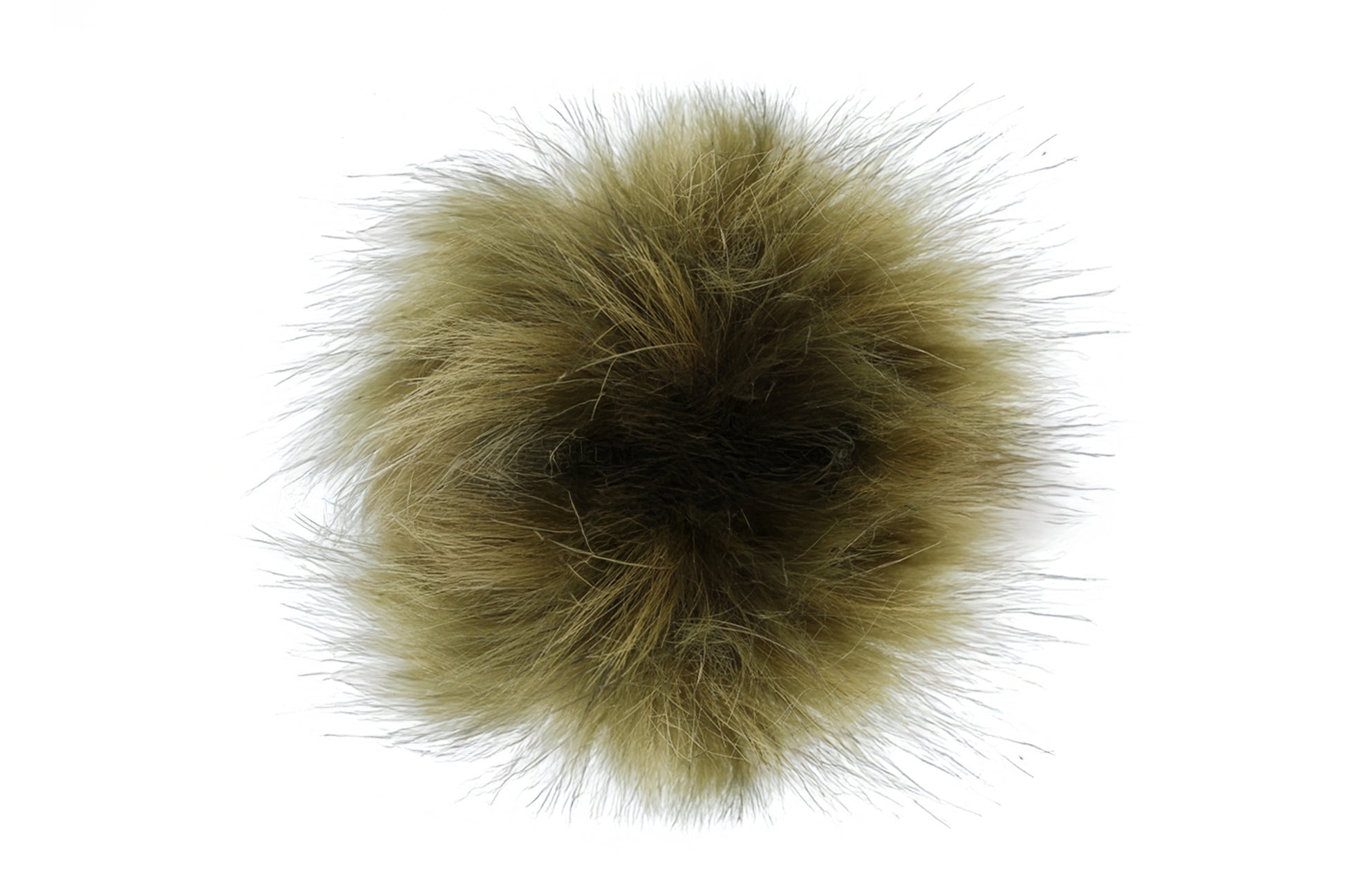 Un pompon aux teintes profondes et riches de vert militaire, avec une nuance légèrement terreuse. Inspiré par les couleurs des uniformes militaires, ce pompon apporte une touche de robustesse et de caractère, idéal pour un style audacieux et affirmé.