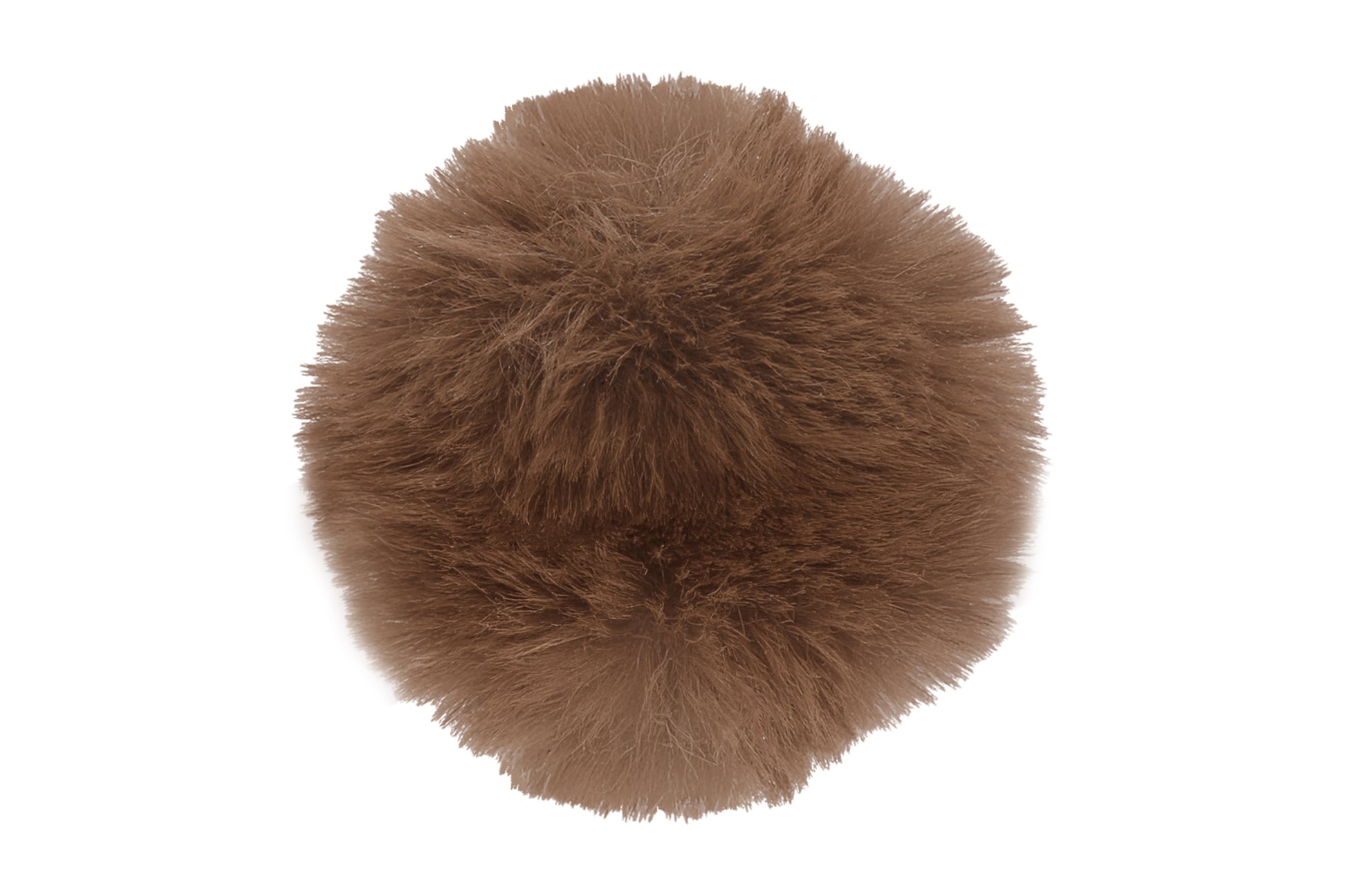 Pompon crème de marron, dans une teinte douce et chaleureuse, avec une texture moelleuse et élégante, idéal pour un style authentique et naturel.