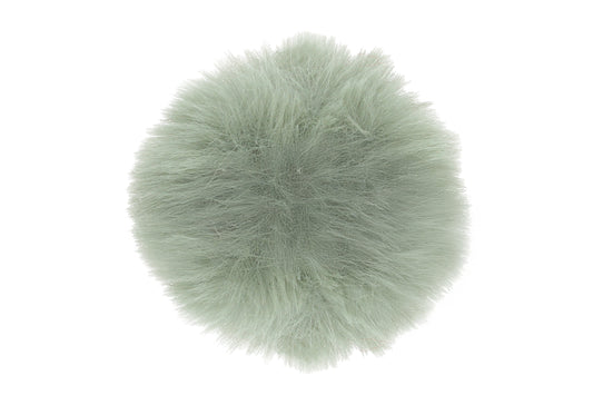 Pompon kaki clair, dans une teinte naturelle et subtile, avec une texture douce et élégante, parfait pour un look moderne et discret.