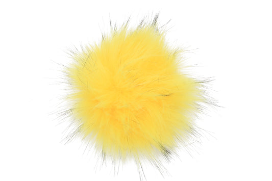 Un pompon éclatant et frais, dans une teinte jaune vif et dynamique, évoquant la vivacité du citron. Ce pompon ajoute une touche de gaieté et de lumière à vos accessoires, parfait pour apporter du pep et de l'énergie à vos créations.